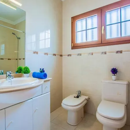 Puerto Del Carmen Sleeps 6 Pool Air Con Wifi Vila Puerto del Carmen (Lanzarote)