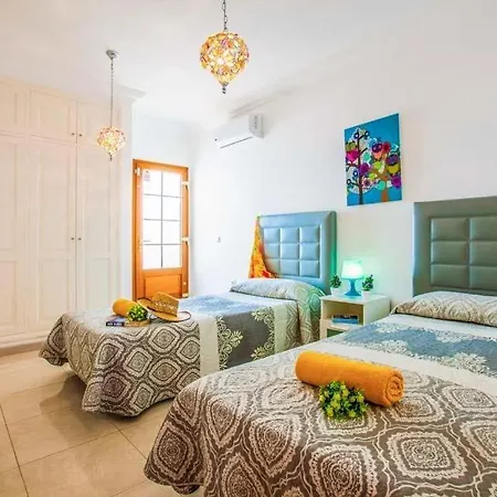 Puerto Del Carmen Sleeps 6 Pool Air Con Wifi * Пуерто-дель-Кармен